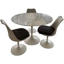 Antique english oak pub table and dining chairs, barley twist, draw leaf extending dining set c.1910. Tulip Table By Eero Saarinen Knoll International For Sale At Pamono