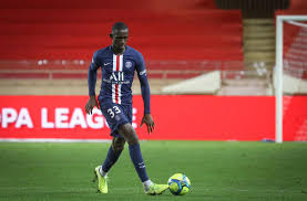 Tanguy kouassi nur auszuleihen macht keinen sinn, rb leipzig kann doch nicht die spieler für den fc bayern ausbilden. Pro Contracts For Leonardo The Decision Is In The Hands Of Kouassi And Aouchiche Archyde