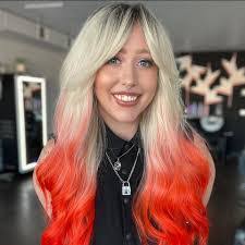 Cassie Howe's Instagram, Twitter & Facebook