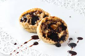 In italia, in particolare, vantiamo una vastissima scelta di dolci tipici natalizi, artigianali o industriali, dedicati alle festività. Dolci Natalizi D Italia Cartellate Zelten E Parrozzo