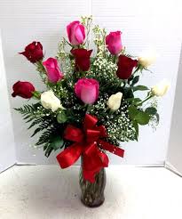 Flowers Roses Roadrunner Florist Phoenix Az Red Pink And White Roses Valentines Flowers Flower Delivery Flowers