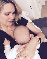 Stillen ist nicht nur eine Angelegenheit des Verstandes, sondern auch  Herzenssache." Der Satz stammt von Rita Süssmüth und ich kann dem nur  zustimmen. Nichts genieße ich mehr, als die Stillzeit mit meinem