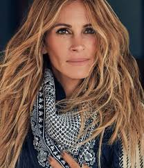 Melanie Costello (melanieovercast)