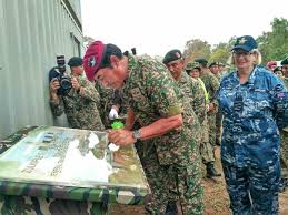 The summary of the history of malaysian army are as follows (the information copied from wikipedia): Tentera Darat Miliki Kemudahan Latihan Zucov Pertama Di Asia Tenggara Air Times News Network