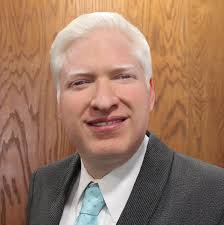 Mtro. Ernesto Alejandro De la Rocha Montiel