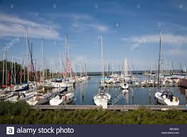 We nemen je in foto's en verhalen mee in onze groene stad! Marina In Lelystad Niederlande Stockfotografie Alamy