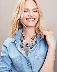 Barbara Trench's Instagram, Twitter & Facebook