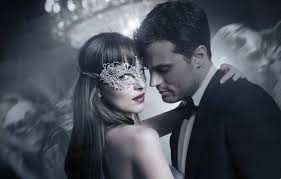 O dominatoare desfiinţează filmul fenomen al anului 2015. Wallpaper Cinema Anastasia Movie Film Mask Dakota Johnson Jamie Dornan Fifty Shades Of Grey Steele Christian Grey Fifty Shades Darker Fifty Shades Images For Desktop Section Filmy Download