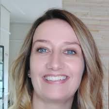 Today I opened my Chat GPT 4.5 and it suggested that I write this prompt:  Describe me based