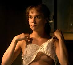 Alicia Vikander : r/celebnsfw