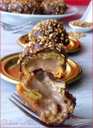 Choux Facon Rochers Au Praline Perle En Sucre Alimentation Choux Recettes Sucrees