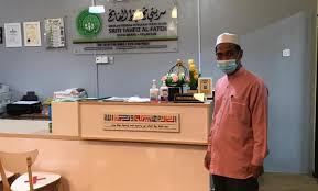 Dan tegakkanlah shalat dan tunaikanlah zakat. Sriti Kelantan Miliki Lebih 2 150 Pelajar