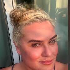 Belle soirée au Ritz vendredi dernier en bonne compagnie... Surtout Isa qui  est trop belle, comme à l'habitude 😉