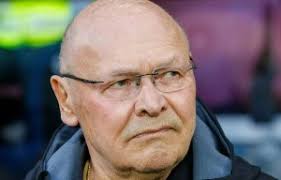 Jack Ross refuses to come down hard