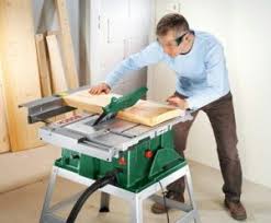 Altezza del tavolo regolabile facilmente con bottone a cremagliera. Sega Circolare Da Banco Piu Comfort E Precisione A Prezzi Competitivi