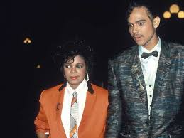 La sœur de michael jackson avait alors dû interrompre sa mais quatre mois à peine après la naissance du petit garçon, janet jackson et son compagnon, le businessman qatari wissam al mana, annoncent leur. Janet Jackson Aurait Deja Eu Deux Enfants Selon Son Ex Mari Vanity Fair