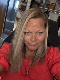 Fashion & Function.. First a hat and after standing in the same spot for  16hrs, it's a shitter... Happy New Year ya Wackos!