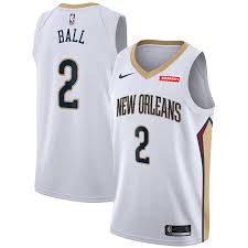 32 punkte, 11 rebounds und 10 assists. Lonzo Ball Pelicans Jersey