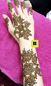 Pin By Rapsie On Henna Designs Khafif Mehndi Design Henna Designs Hand Arabic Henna Designs