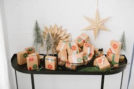 Unsere kleinen lieben die tradition, den weihnachtsfeiertagen mit einem adventskalender türchen für türchen. Diy Adventskalender Fur Kinder Fraulein K Sagt Ja