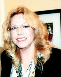 Penny Leone's Instagram, Twitter & Facebook