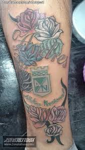 Estamos exigiendo nuestro derecho al debido proceso. Tatuaje De Rosas Flores Escudos
