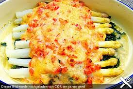 Spargel Uberbacken Mit Tomate Und Spinat Von Garten Gerd Chefkoch Rezept Spargel Uberbacken Gebackener Spargel Spargel Rezepte