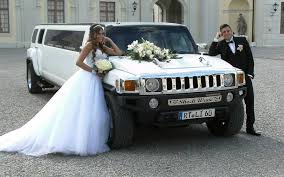 Du willst auffallen bei deiner ankunft vor der kirche oder standesamt? Hochzeitsauto Mieten Zur Hochzeit Mit Der Stretchlimousine Limoution De