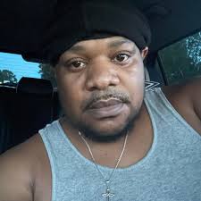 Her swim suit and body 🔥🔥🔥😮‍💨