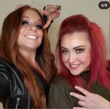 Eliza Bauer's Instagram, Twitter & Facebook