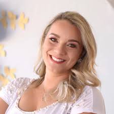 Dra Ana Claudia Quintana Arantes