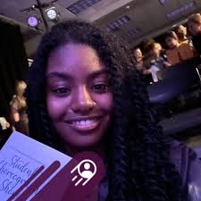 What female singer is available to join a duo act in the Lakeland/Tampa  area?