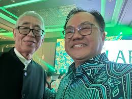 We are at the Merdeka Nite 2023 and met so many friends! Here are all my  decade old friends KC Gan, Song Hui See & Linda, Lynette Tiong and Elsie  Leung other