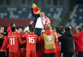 Република северна македонија, chuyển tự: North Macedonia Makes History As Hungary Secures Euro 2020 Berth Daily Sabah