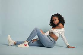 Cute Photoshoot Follow Goddesspins For More Photoshoot Outfits Photography Poses Women Model Poses Photography