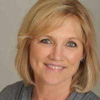 Leslie Workman's Instagram, Twitter & Facebook