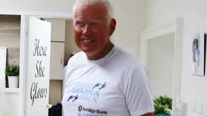 Kiama mp gareth ward removes himself from the liberal party after revealing he is being investigated by nsw police over sexual violence allegations dating back to 2013. Nsw Goovernment Albinio Mp Gareth Ward Gets Spray Tan Daily Telegraph