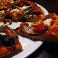 مطعم دومينوز بيتزا