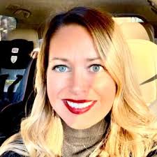 Rachel Leone (@rleone1017)