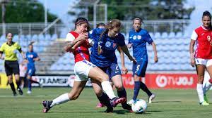 #larojafemenina tuvo su última práctica antes del amistoso frente a la selección de eslovaquia La Roja Cae Ante Eslovaquia Y Centra La Mira En Las Campeonas Olimpicas