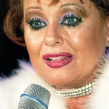 Making Out #9: Zoey Plays Games by Katherine Applegate (and Michael Grant!) 