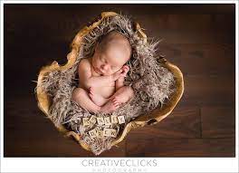 Http Learnshootinspire Com One A Day Winner By Creative Clicks Photography On Facebook Newborn Photography Poses Newborn Baby Photography Newborn Props
