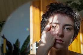 i — Portraits of Isolation