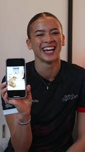 Georgia Paris's Instagram, Twitter & Facebook