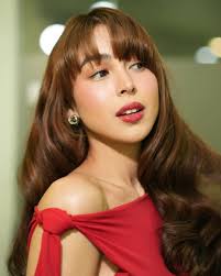 JULIA BARRETTO STYLES HER 'LUCKY COLOR' IN DIFFERENT OUTFITS 🌶 Spicing up  every outfit! ❤️ Julia Barretto compiled a collection of outfits she wore  during the promotional tour of “Un/Happy For You”,