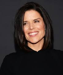 Neve campbell is my cousin. If you would like to have her autograph  something let me know. I'll reach out. Love being nice.