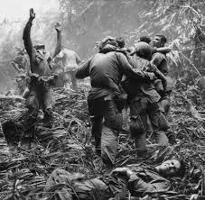 Der vietnamkrieg war ein sogenannter stellvertreterkrieg der vietnam krieg war ein so genannter stellvertreterkrieg den die alliierten geführt haben das sie wussten wenn sie einen krieg in europa führen würden würde europa komplett zerstört werden. Vietnamkrieg Fur Jeden Toten Bekommt Ihr Einen Preis Welt
