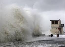 Maybe you would like to learn more about one of these? Tempete Xynthia L Ile De Re Et La Memoire De L Eau Page 2