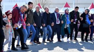 Fitne, ihanet, tefrikaya karşı uyanık olmalıyız. Icisleri Bakanligi Ndan Dugun Genelgesi Gelin Ve Damat Haric Halaya Yasak