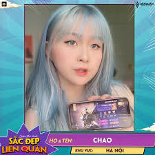 Quẩy" game thành thần, hot girl Liên Quân vẫn đạt được thành tích học tập  "xuất chúng"